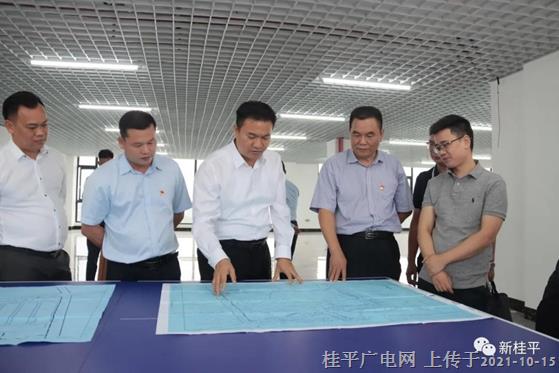 黄德佳深入企业检查安全生产和开展服务企业调研