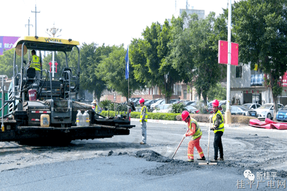 【非凡十年】桂平市四路改造工程西山路段改造建设如火如荼推进中