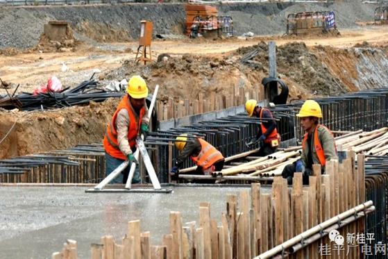 桂平：建设畅通路网 助推高质量发展