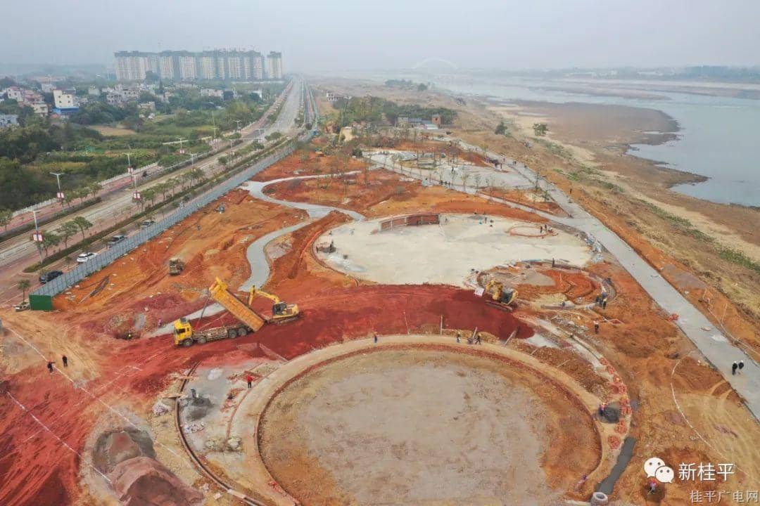 桂平市三江六岸生态环境改造工程——黔江南岸生态修复综合整治项目建设“加速跑”