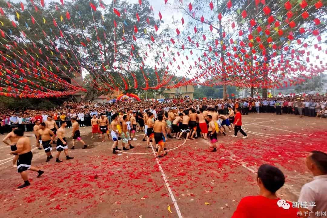 桂平市社步镇良北村举办圣炮文化活动 吸引2万多游客