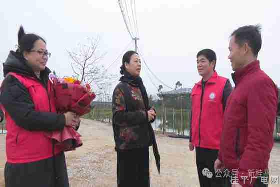 【新春走基层】蒙爱杏开展春节前走访慰问活动