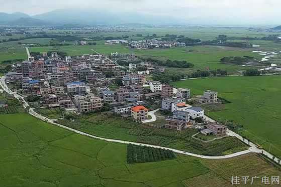 石龙镇新村村:夯实民族特色村寨建设 为乡村振兴注入新活力