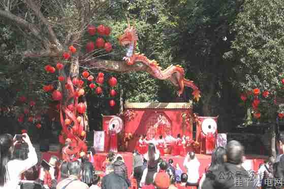 【网络中国节•春节】龙年大年初二  桂平西山旅游热度不减 游客悠享山水文化魅力