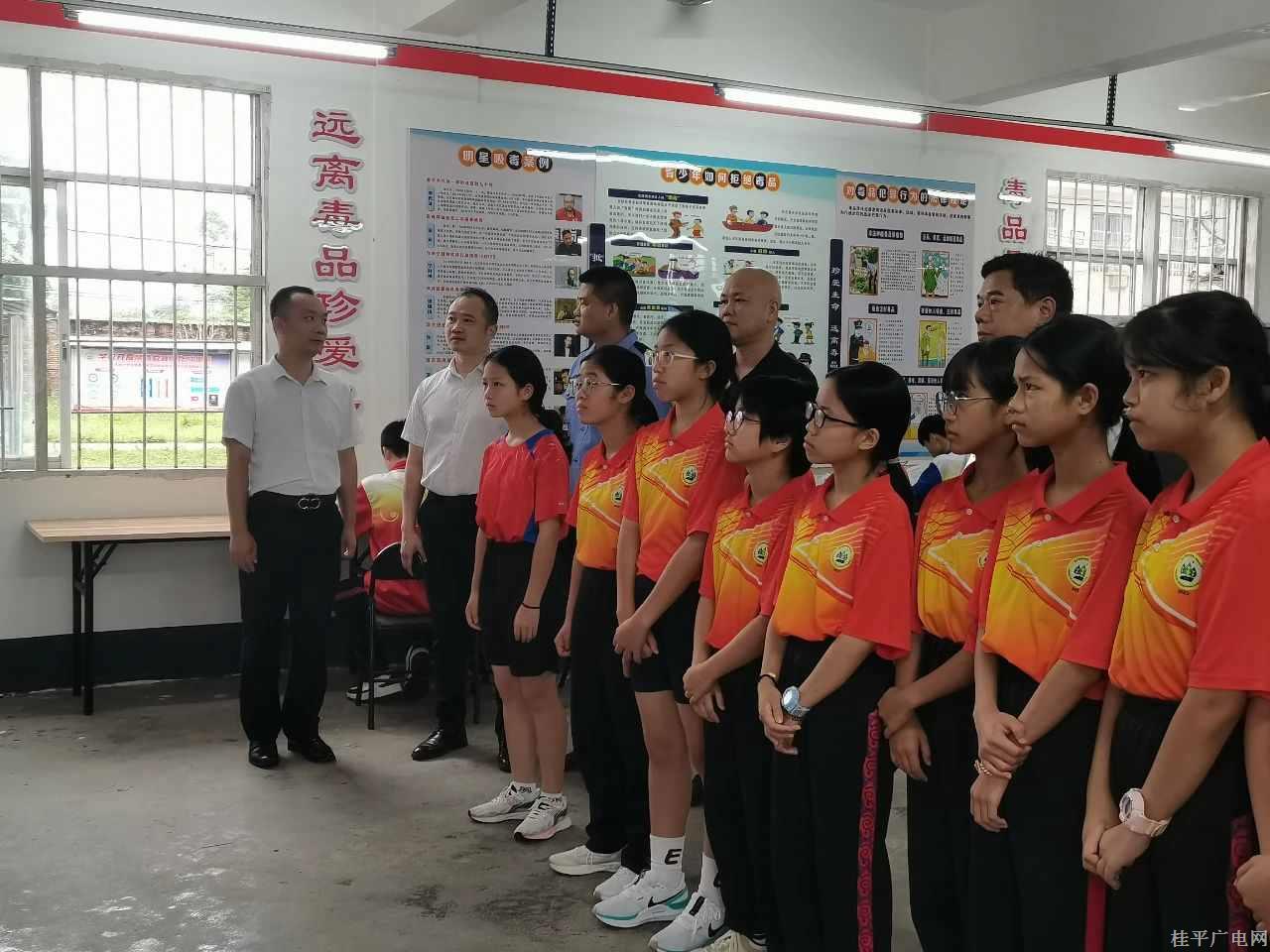 南木镇：联合普法进校园 法治教育助成长