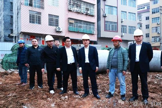 黄创优调研督导城区黑臭水体治理工程